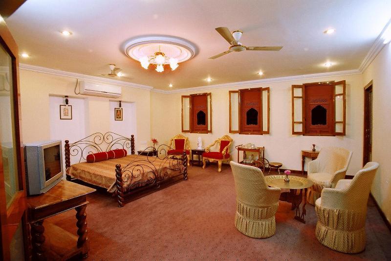 Oyo 9900 Hotel Pioneer Plaza Jodhpur  Exterior foto